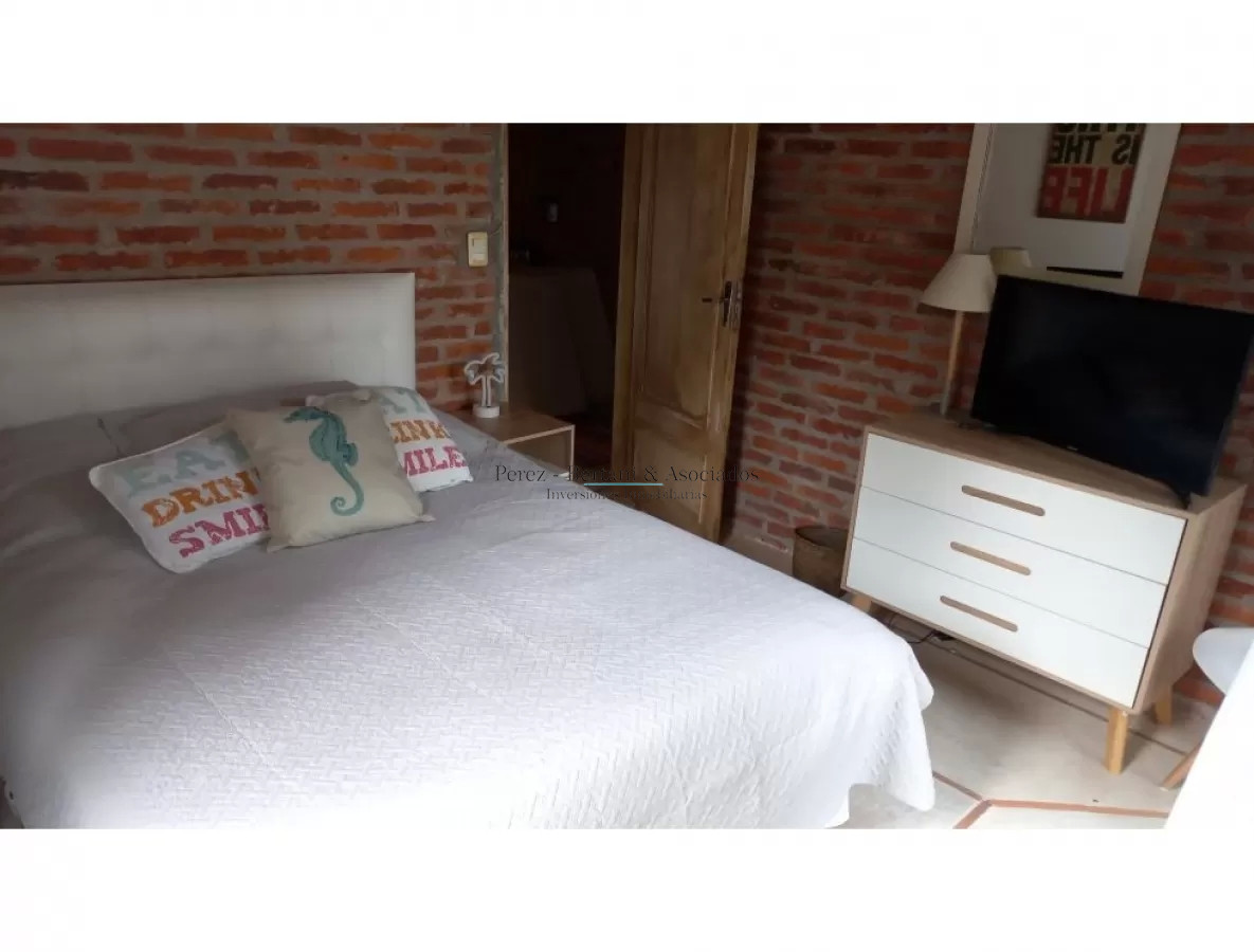 Casa ID.1195 - Venta Casa 3 dormitorios y piscina en a 100 mts de la playa en Balneario Buenos Aires