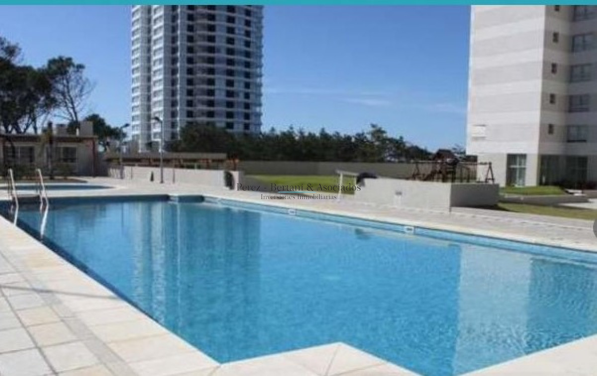 Apartamento ID.1174 - Espectacular Departamento en venta frente a Playa Brava, Torre Lobos