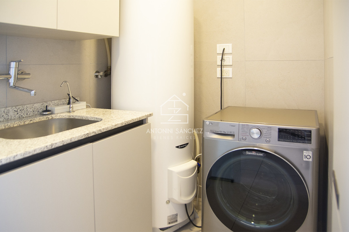 Apartamento ID.3122 - Espectacular planta en LE PARC III, Esquinero en venta