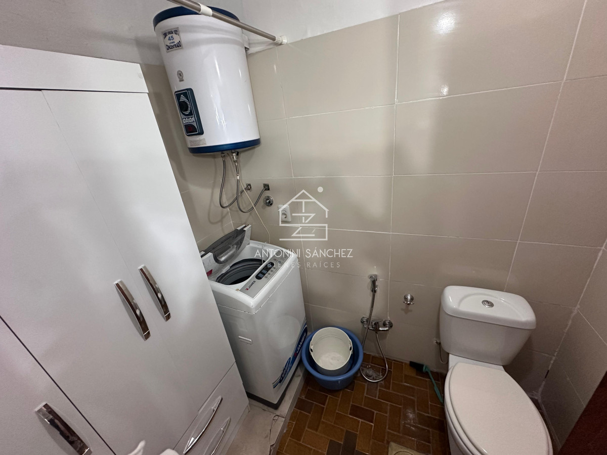 Apartamento ID.2324 - Departamento de 2 dormitorios con 2 baños en venta