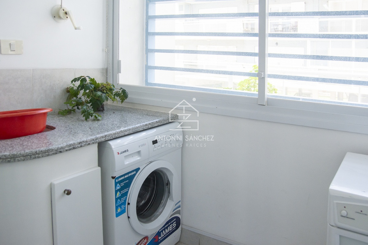 Apartamento ID.836 - Departamento en venta de 3 dormitorio con agradable vista.
