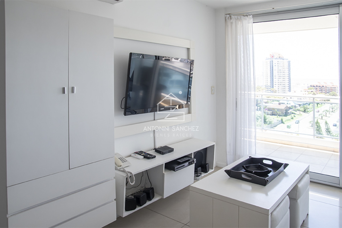 Apartamento ID.2459 - apartamento de 1 dormitorio cerca de servicios, Chiverta, Punta del Este 