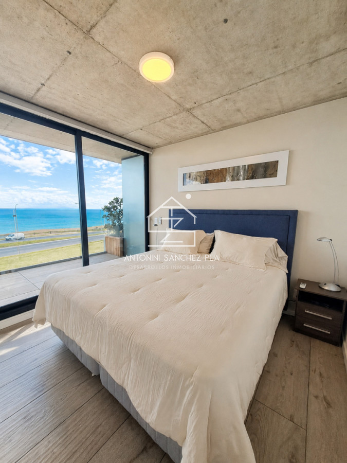 Apartamento ID.2894 - Espectacular departamento de 3 dormitorios frente al mar. Walmer Lagoon