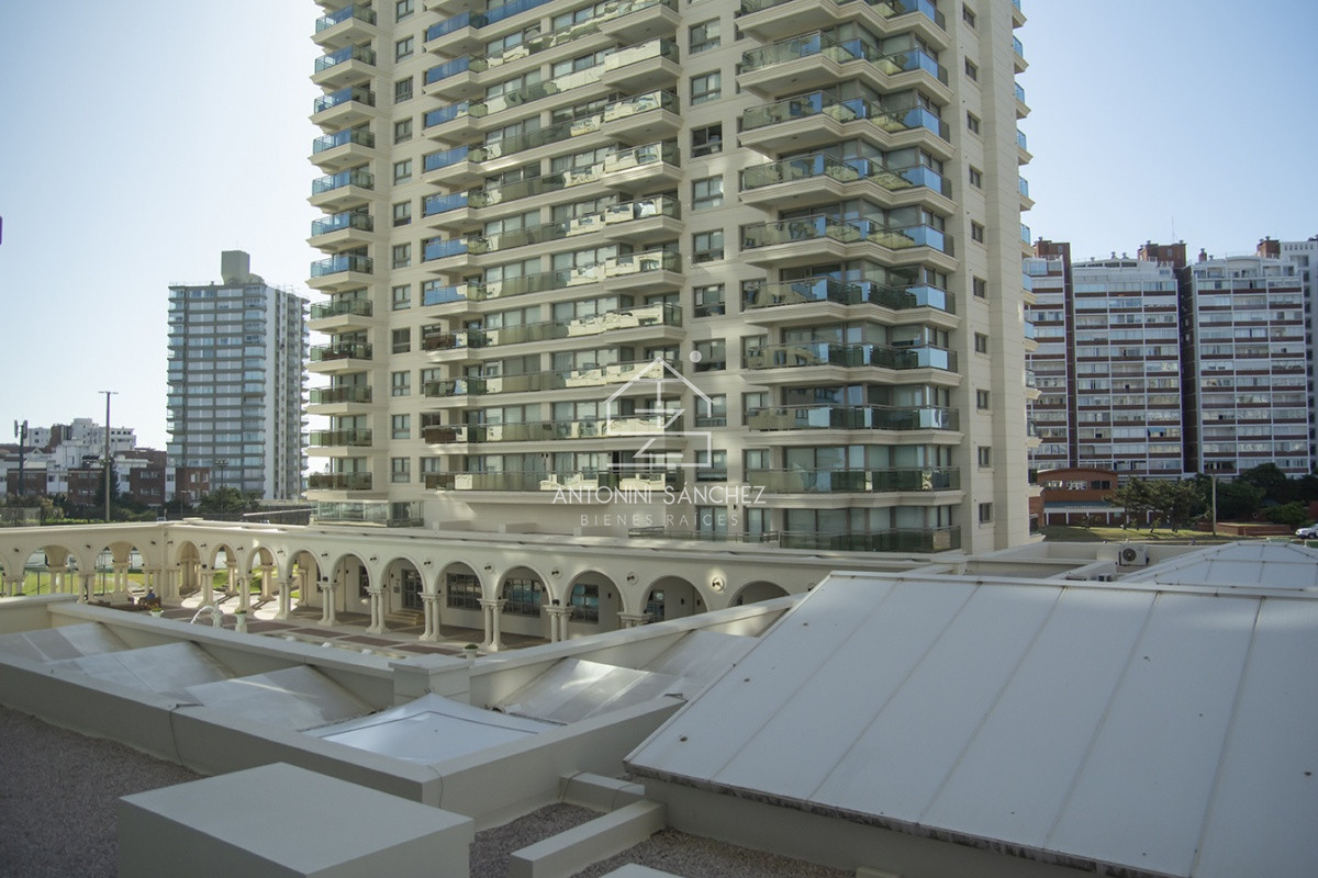Apartamento ID.1729 - Venta apartamento 3 dormitorios Punta del Este