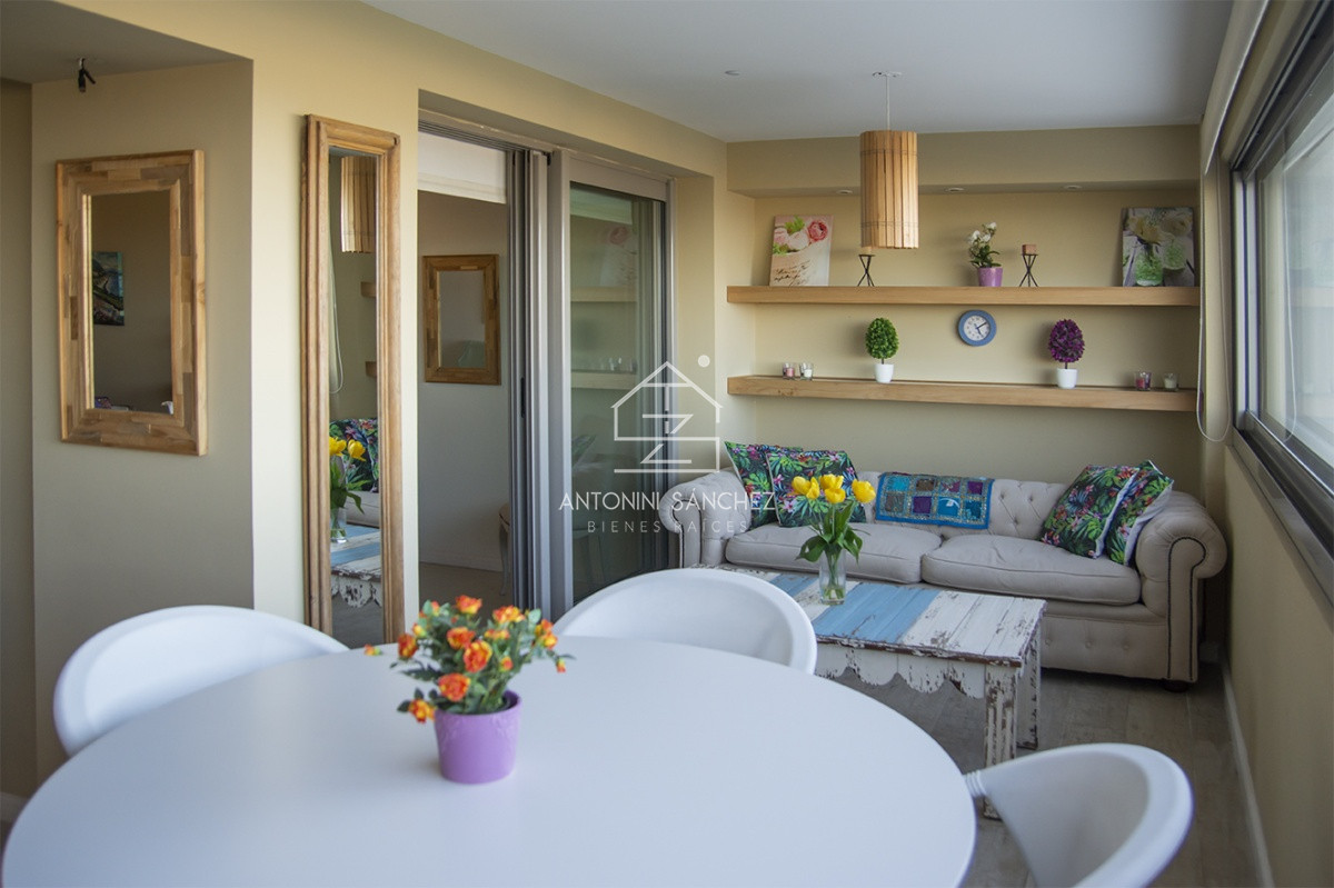 Apartamento ID.1729 - Venta apartamento 3 dormitorios Punta del Este