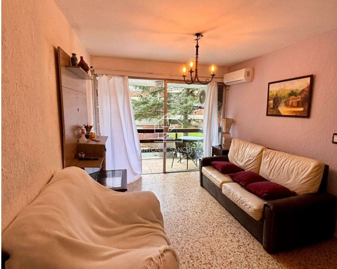 Apartamento ID.2957 - Apartamento de 2 dormitorios en Venta Punta del Este 