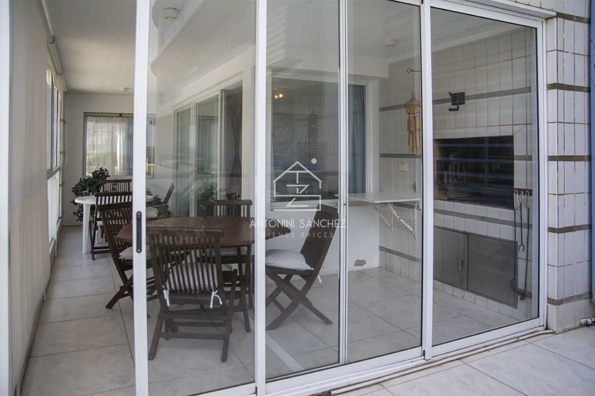 Apartamento ID.836 - Departamento en venta de 3 dormitorio con agradable vista.