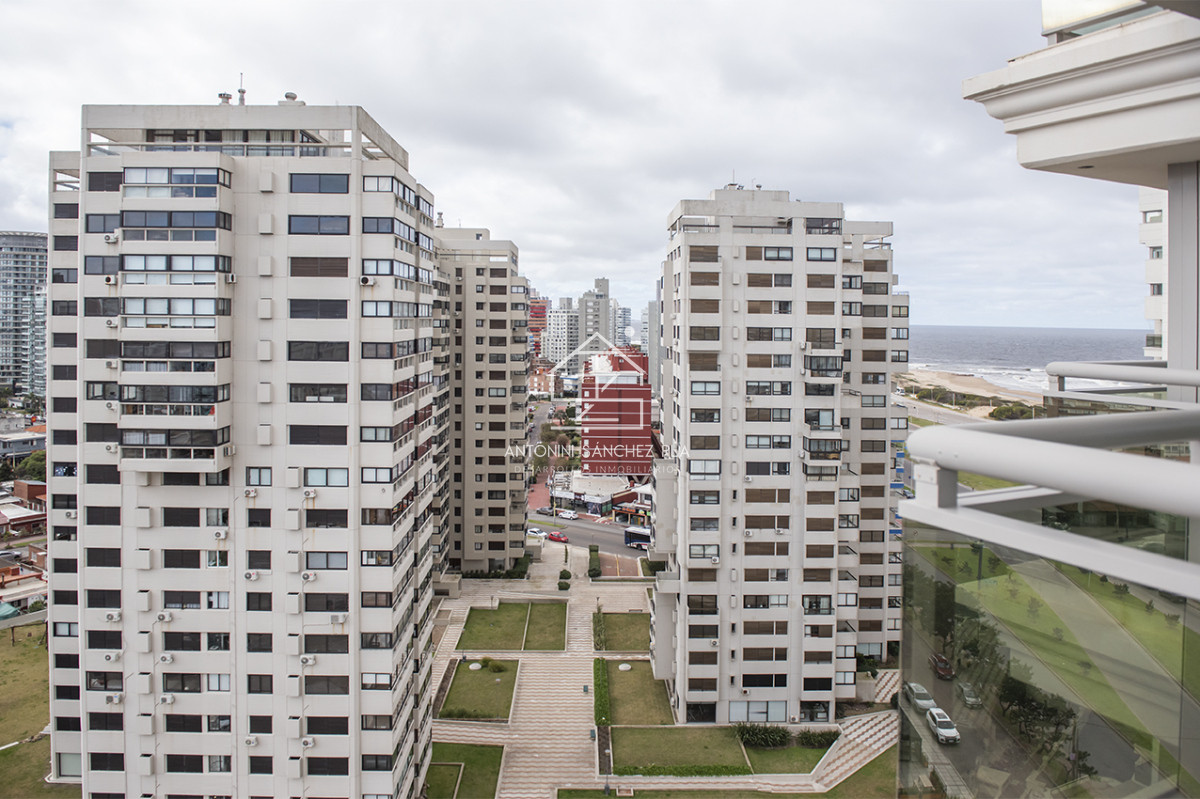 Apartamento ID.4210 - Increíble apartamento excelente vista al mar. Torre Imperiale.