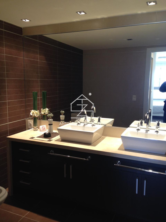 Apartamento ID.4209 - Apartamento en Venta  de 2 dormitorios en Torre Imperiale , Playa Brava 