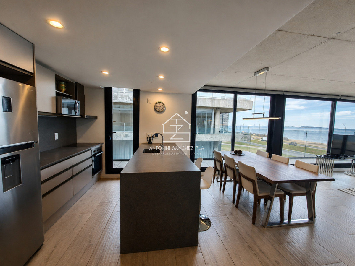 Apartamento ID.2894 - Espectacular departamento de 3 dormitorios frente al mar. Walmer Lagoon