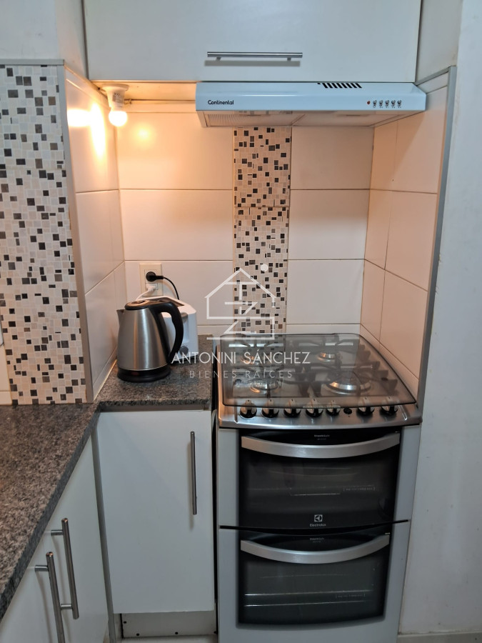 Apartamento ID.714 - Apartamento de 2 dormitorios en Av. Roosevelt, Punta del este , Maldonado 