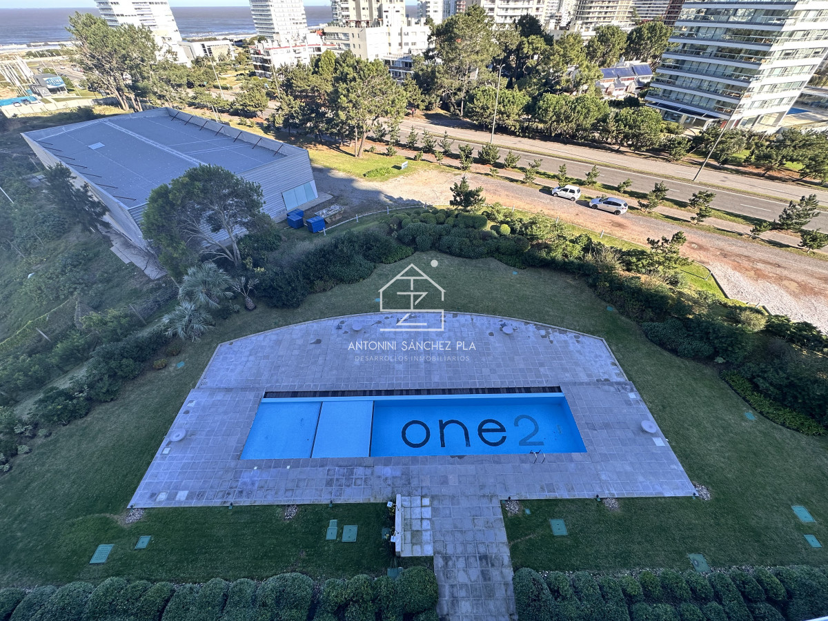 Apartamento ID.3351 - Vende departamento en Torre One II, Punta del este