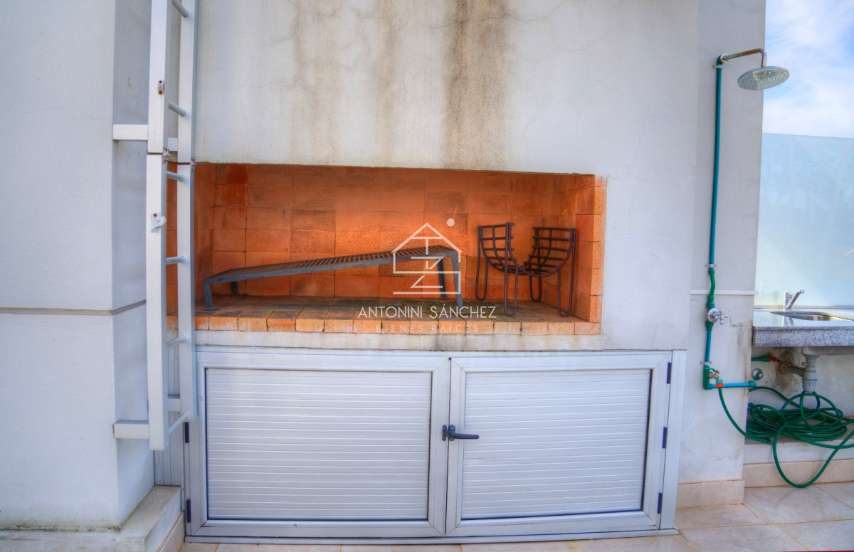 Apartamento ID.2454 - Apartamento en Venta de 3 dormitorios en Playa Mansa , Punta del este