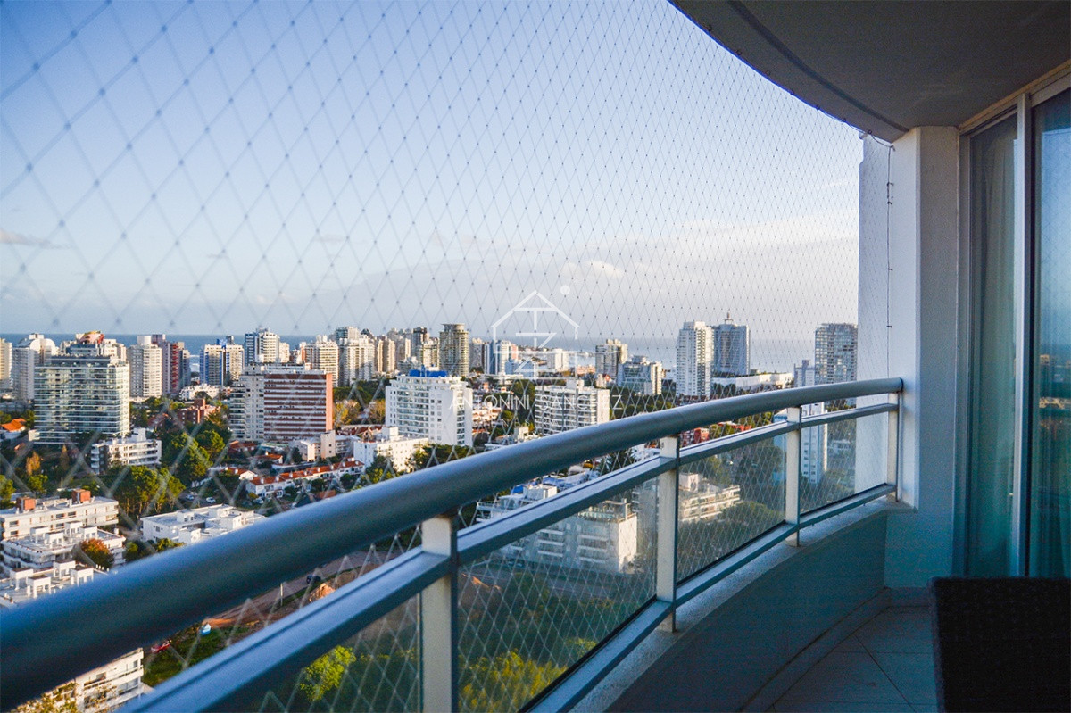 Apartamento ID.1241 - Apartamento de 2 dormitorios en Roosevelt - Punta del Este