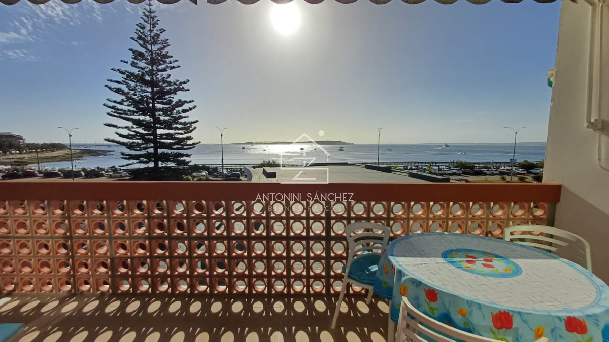 Apartamento ID.1949 - Espectacular departamento de 1 dormitorio recilado en venta frente al mar