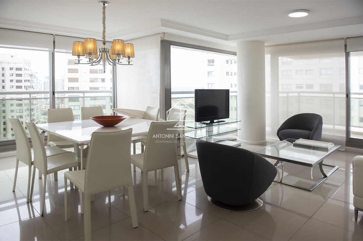 Apartamento ID.4211 - Increíble apartamento con excelente vista al mar. Torre Imperiale.