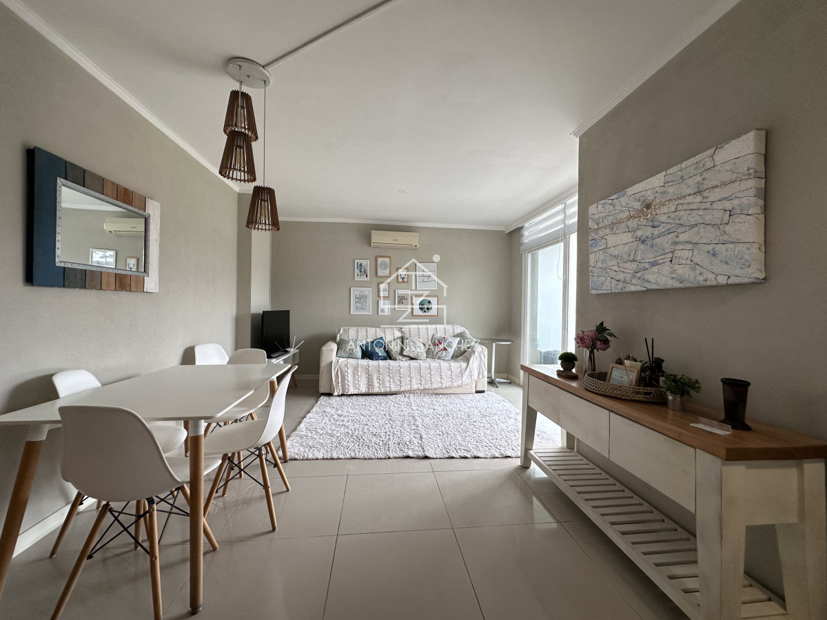 Apartamento ID.3310 - Vende apartamento en playa mansa de 1 dormitorio con parrillero, Punta del Este 