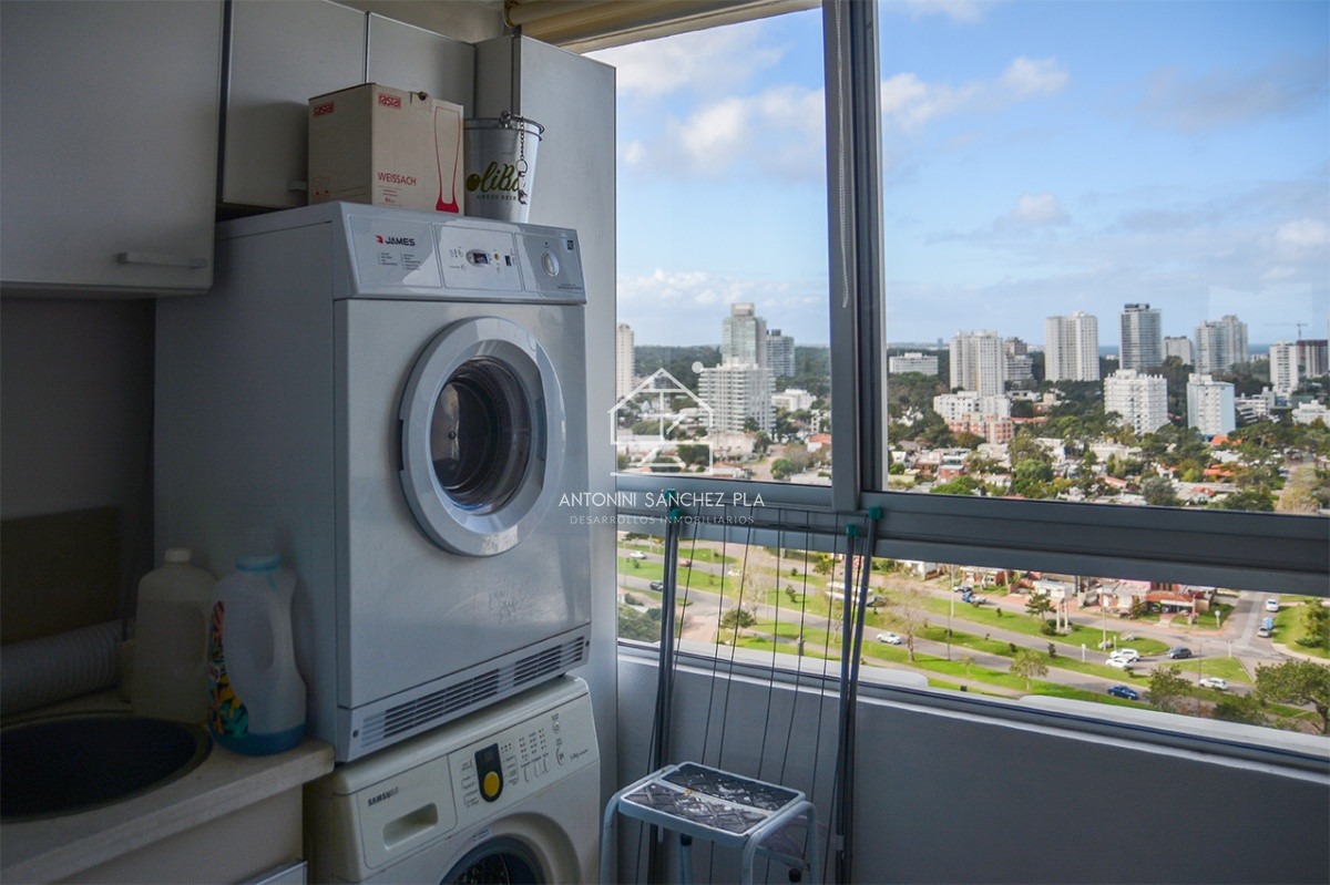 Apartamento ID.4204 - Departamento de 3 dormitorios en venta a pasos del mar. Gala Tower