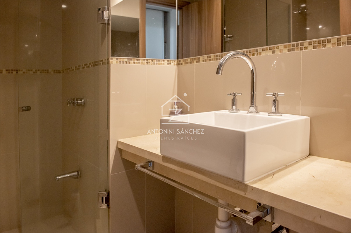Apartamento ID.667 - Apartamento en venta en Avenue Roosevelt, 2 dormitorios, bajos gastos comunes 