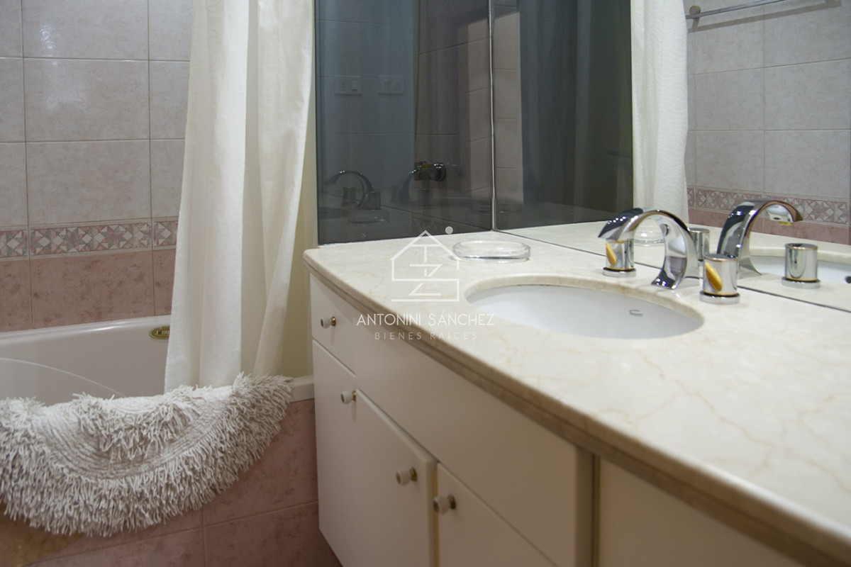 Apartamento ID.836 - Departamento en venta de 3 dormitorio con agradable vista.
