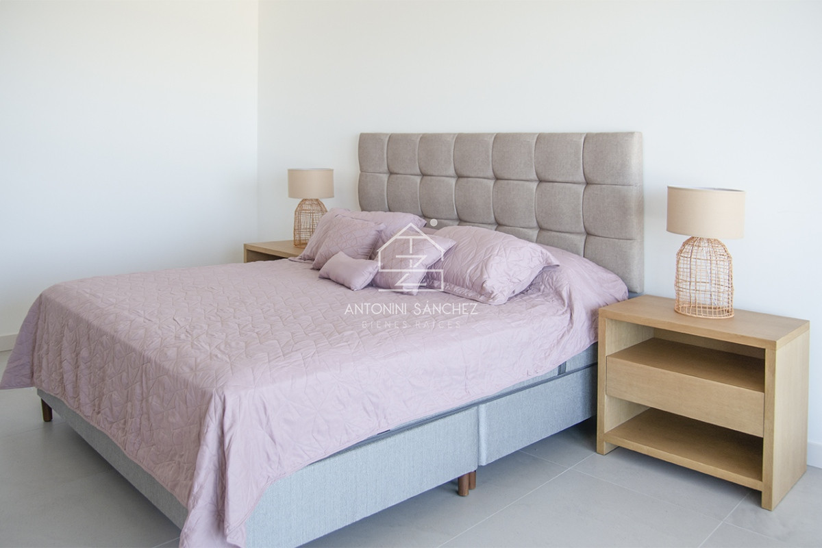 Apartamento ID.2620 - Le Parc III, departamento de 3 dormitorios en venta, Punta del Este