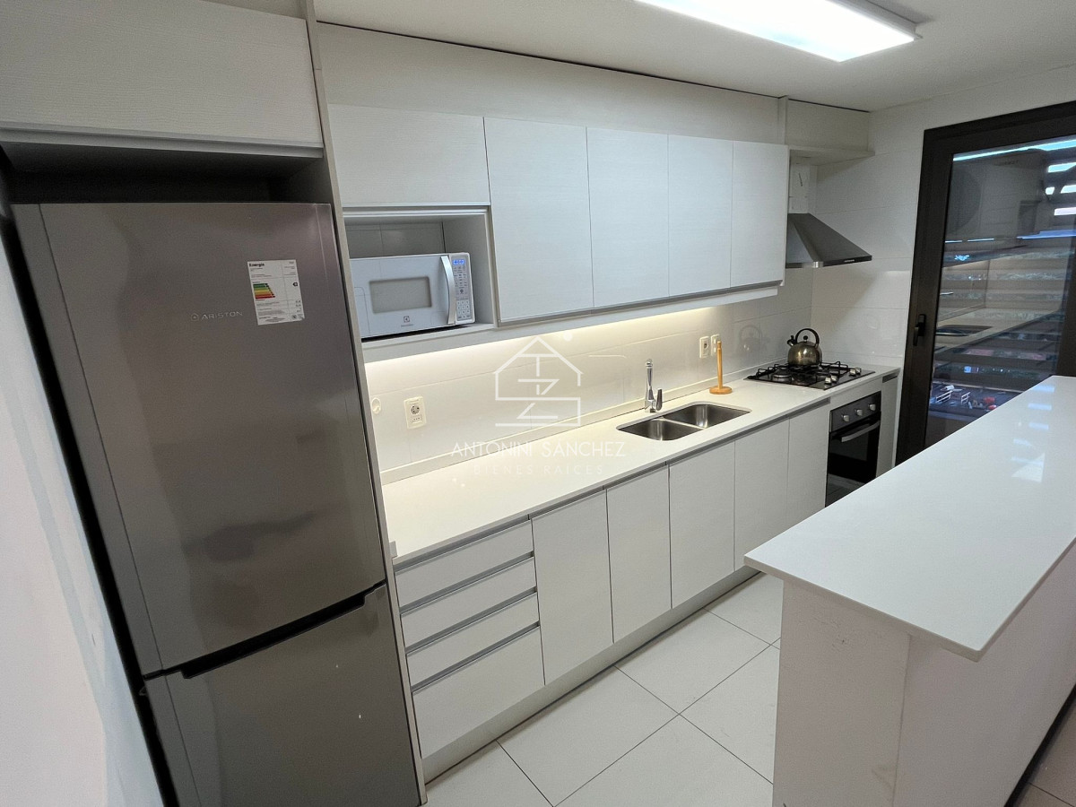 Apartamento ID.1399 - En venta impecable apartamento de 1 dormitorio en Roosevelt, Punta del Este