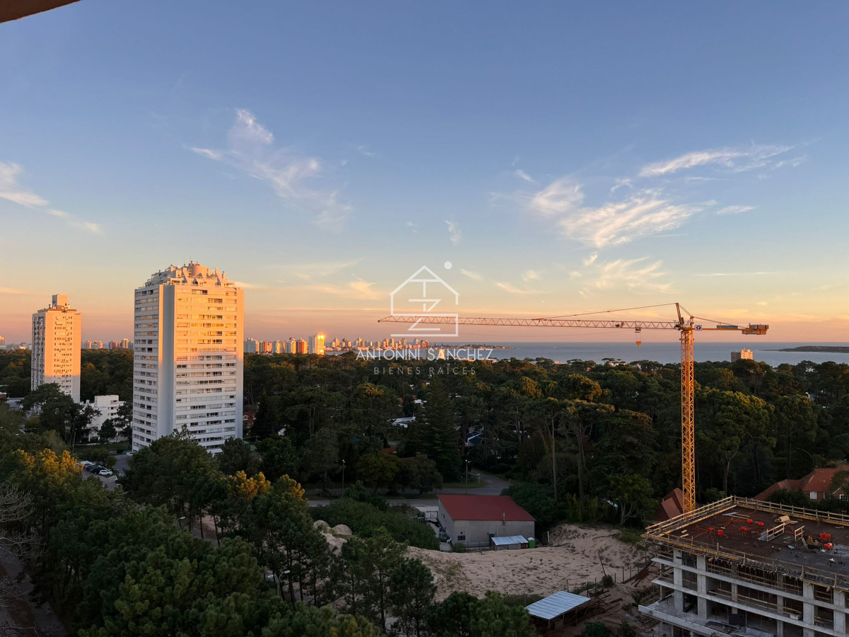 Apartamento ID.1399 - En venta impecable apartamento de 1 dormitorio en Roosevelt, Punta del Este