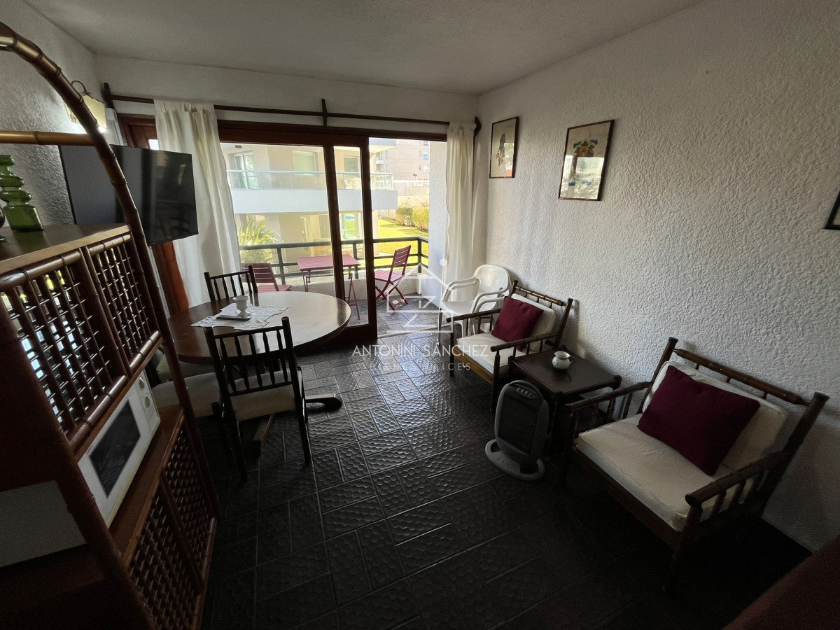 Apartamento ID.1120 - Apartamento de 1 dormitorio, con parrillero en balcon, Roosevelt Punta del Este