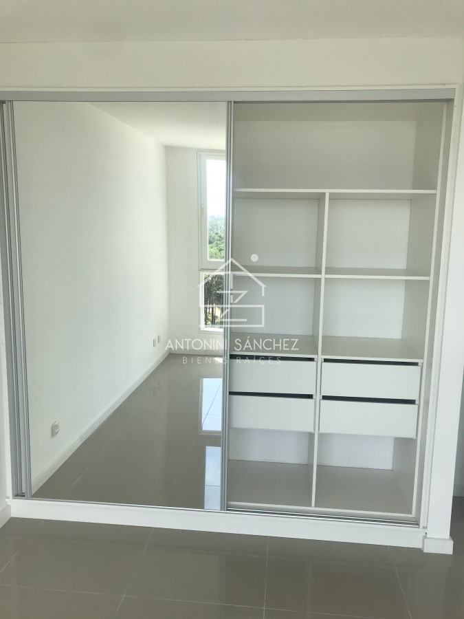 Apartamento ID.1440 - Apartamento en venta de 1 dormitorio En Punta Del Este 