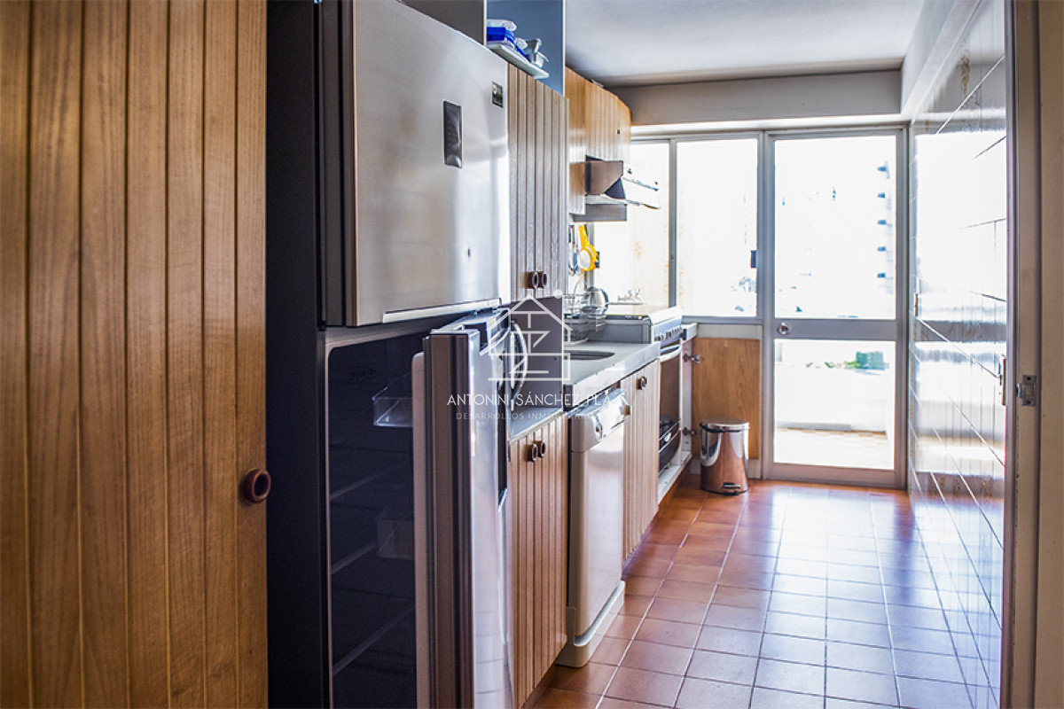 Apartamento ID.2630 - Vende apartamento de 2 dormitorios con vista al mar en Estrella de Mar , Punta del Este 