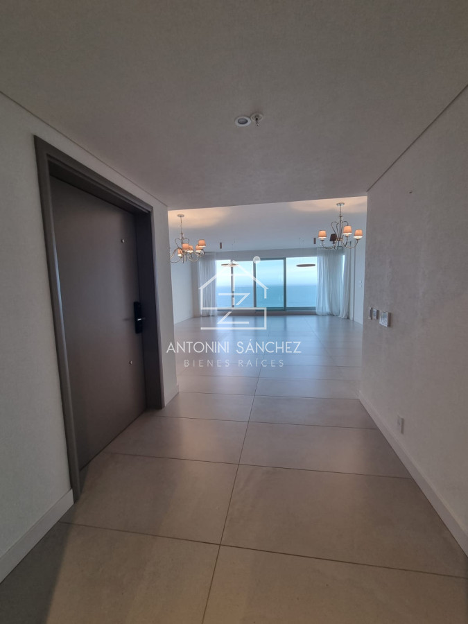 Apartamento ID.2621 - Espectacular planta en LE PARC III, Esquinero en venta
