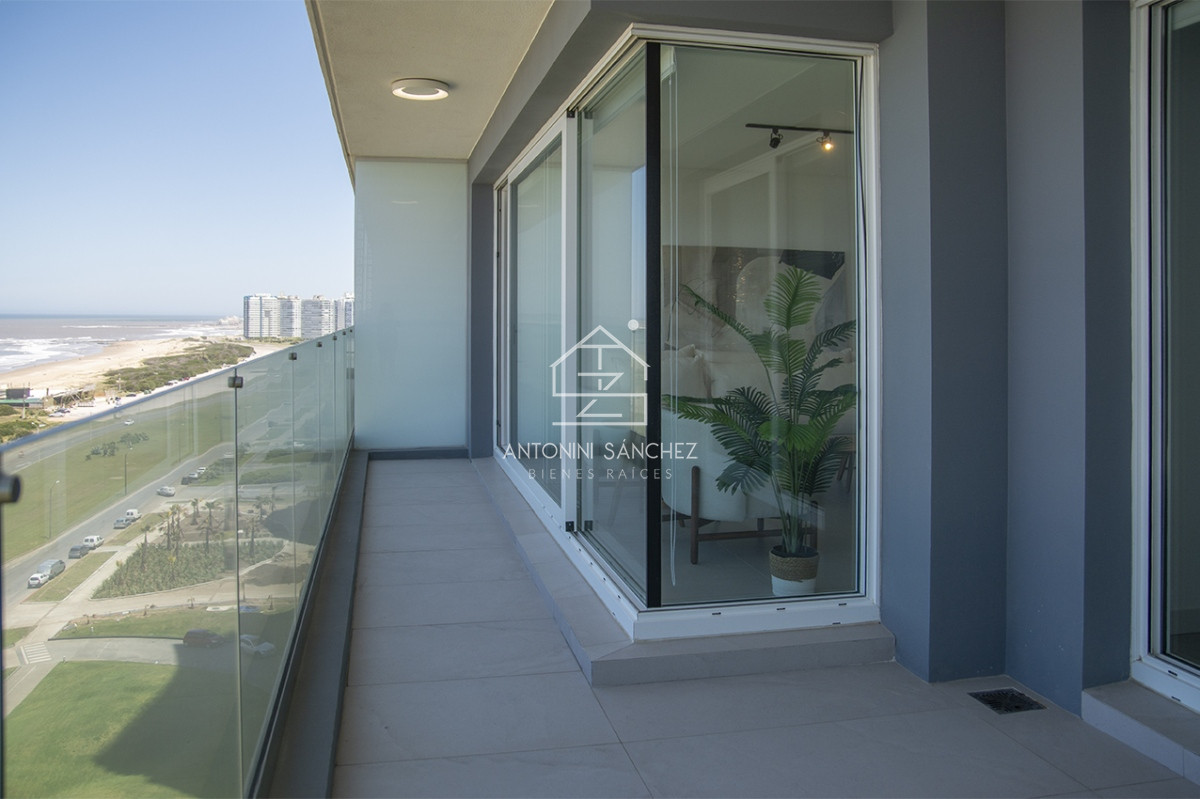 Apartamento ID.2620 - Le Parc III, departamento de 3 dormitorios en venta, Punta del Este