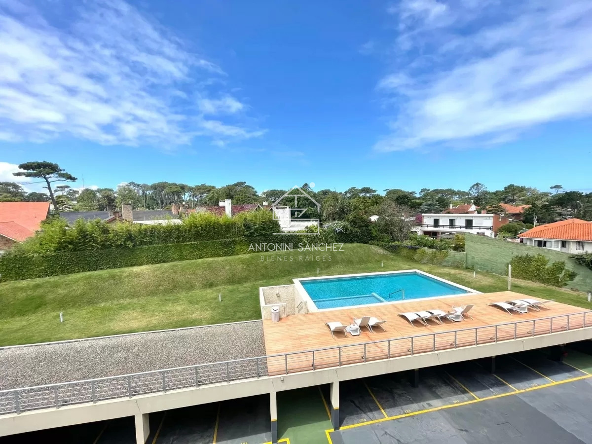 Apartamento ID.1977 - Departamento en Venta de 1 dormitorio en La Sirenuse, Punta del Este
