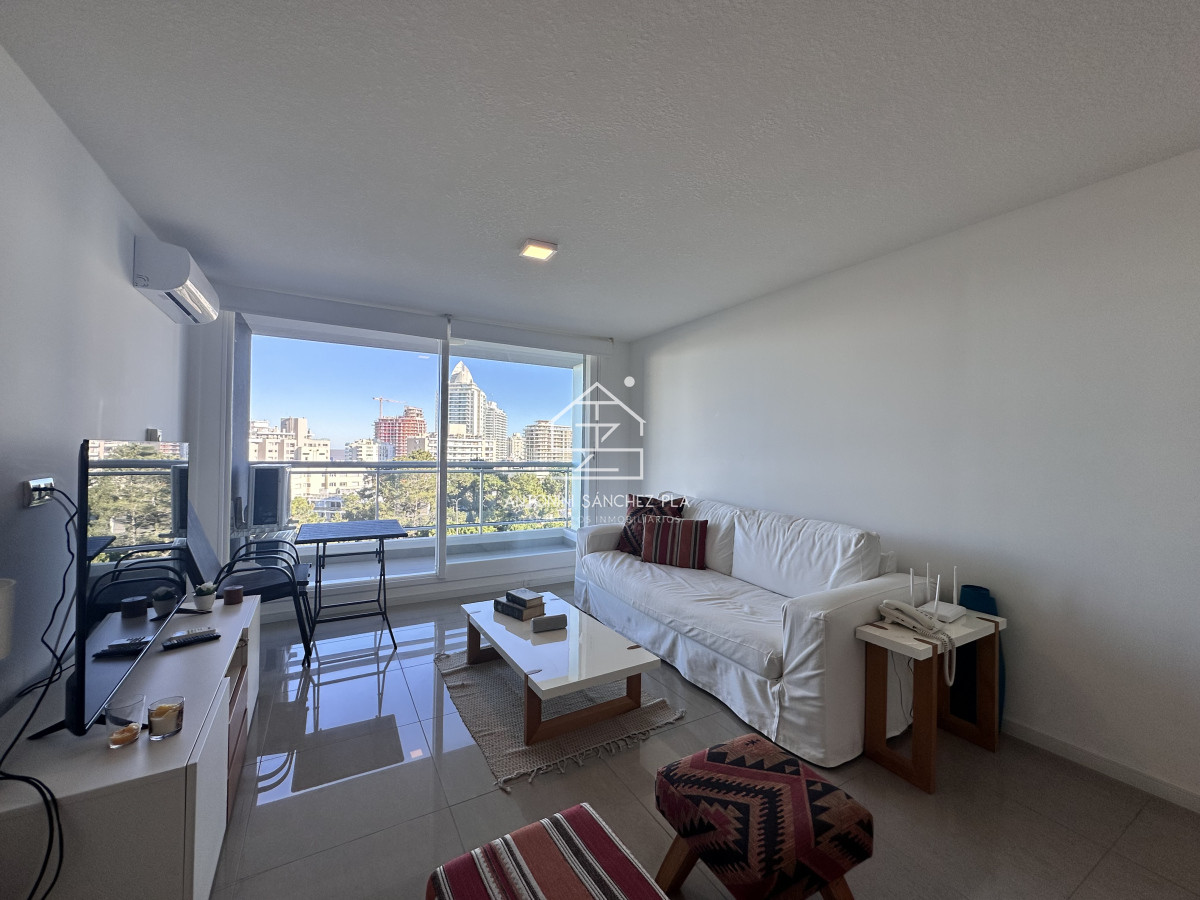 Apartamento ID.3351 - Vende departamento en Torre One II, Punta del este
