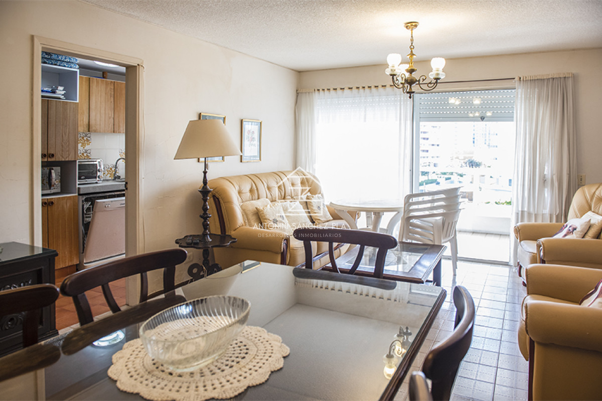 Apartamento ID.2630 - Vende apartamento de 2 dormitorios con vista al mar en Estrella de Mar , Punta del Este 