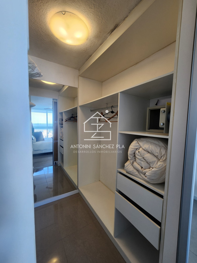 Apartamento ID.3359 - Vende apartamento de 1 dormitorio en Punta del Este 