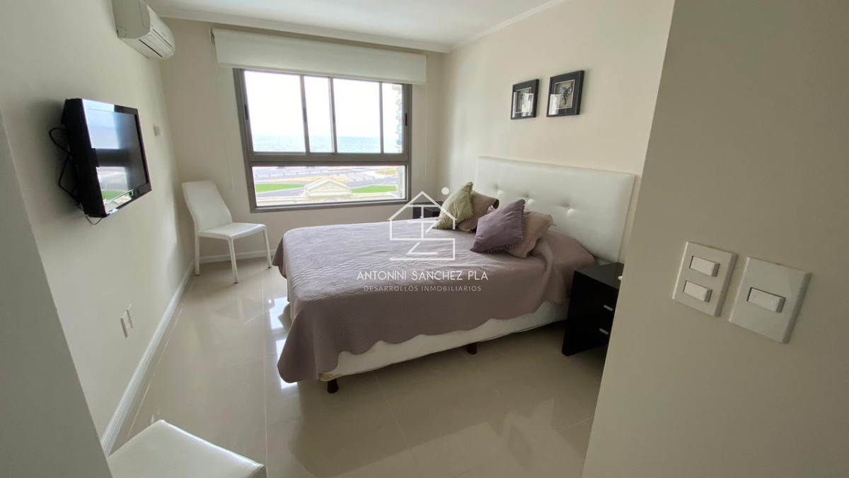 Apartamento ID.4209 - Apartamento en Venta  de 2 dormitorios en Torre Imperiale , Playa Brava 