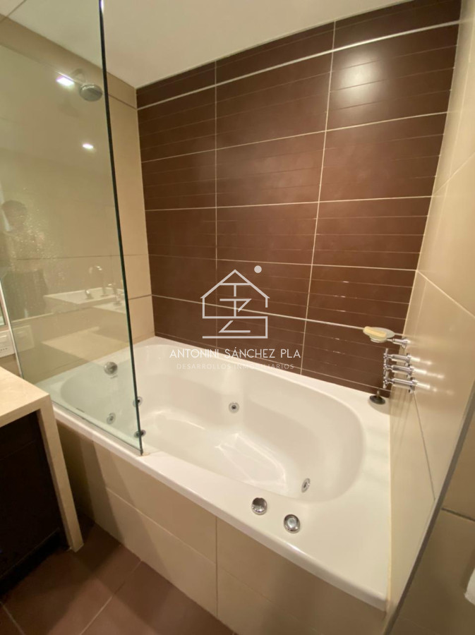 Apartamento ID.4209 - Apartamento en Venta  de 2 dormitorios en Torre Imperiale , Playa Brava 