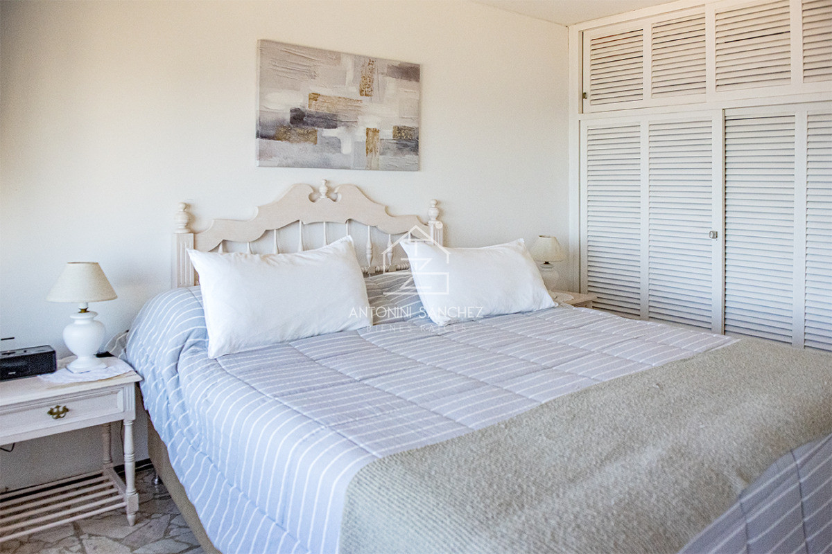 Apartamento ID.3140 - Departamento de 1 dormitorio en venta en Peninsula, vista al mar. 