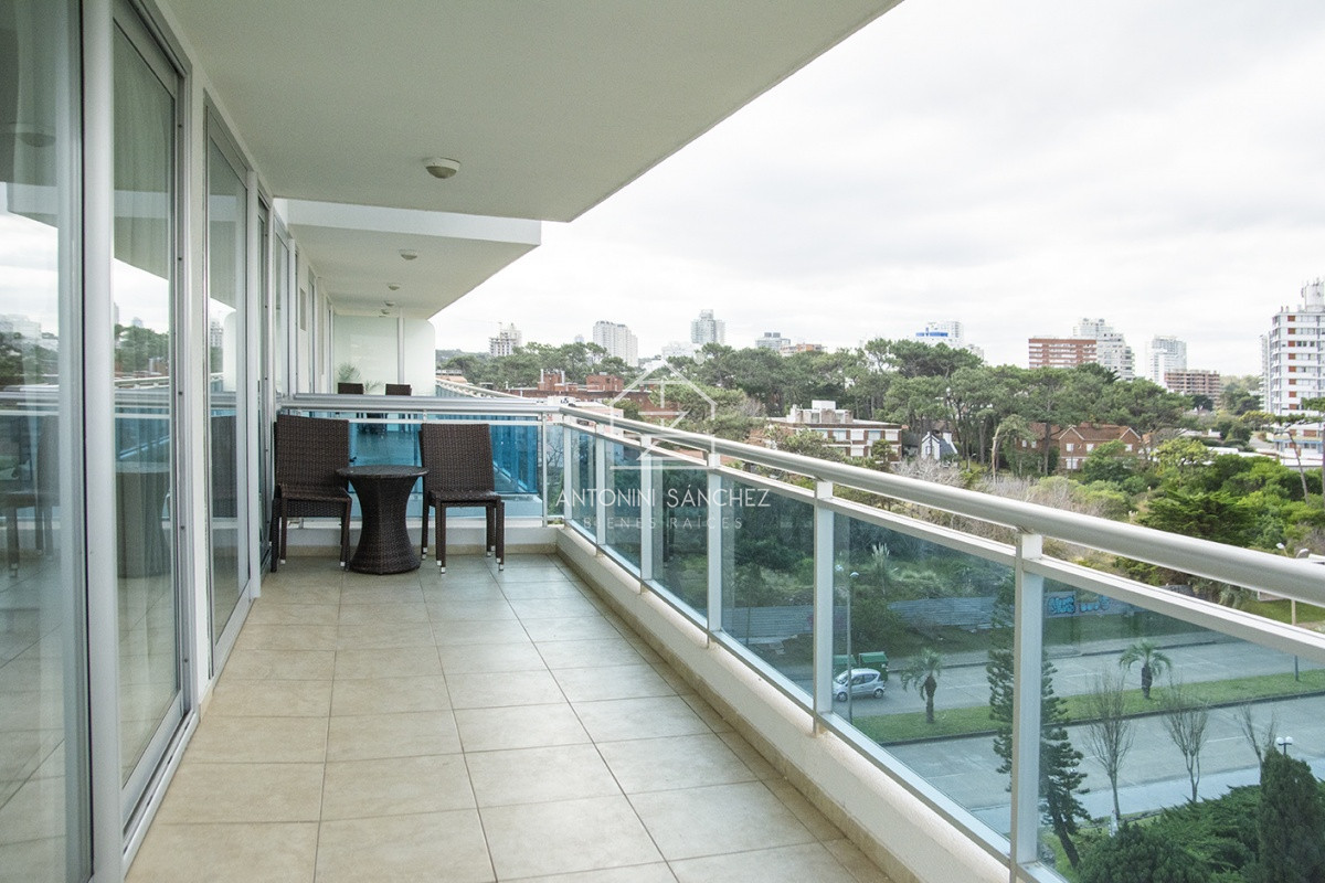 Apartamento ID.2463 - Apartamento en venta en zona privilegiada. Punta del Este