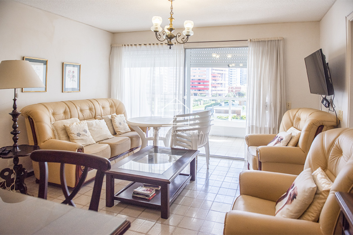 Apartamento ID.2630 - Vende apartamento de 2 dormitorios con vista al mar en Estrella de Mar , Punta del Este 