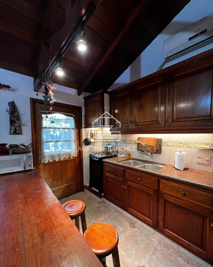 Casa ID.1798 - En venta espectacular casa en Lugano- Punta del Este de 3 dormitorios.