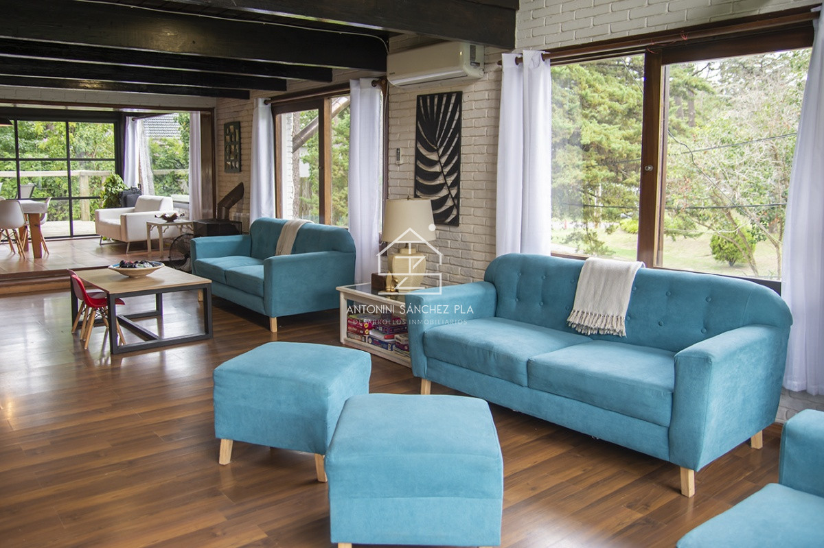 Casa ID.2974 - Casa en Venta de 5 dormitorios en San Rafael , Punta del este 