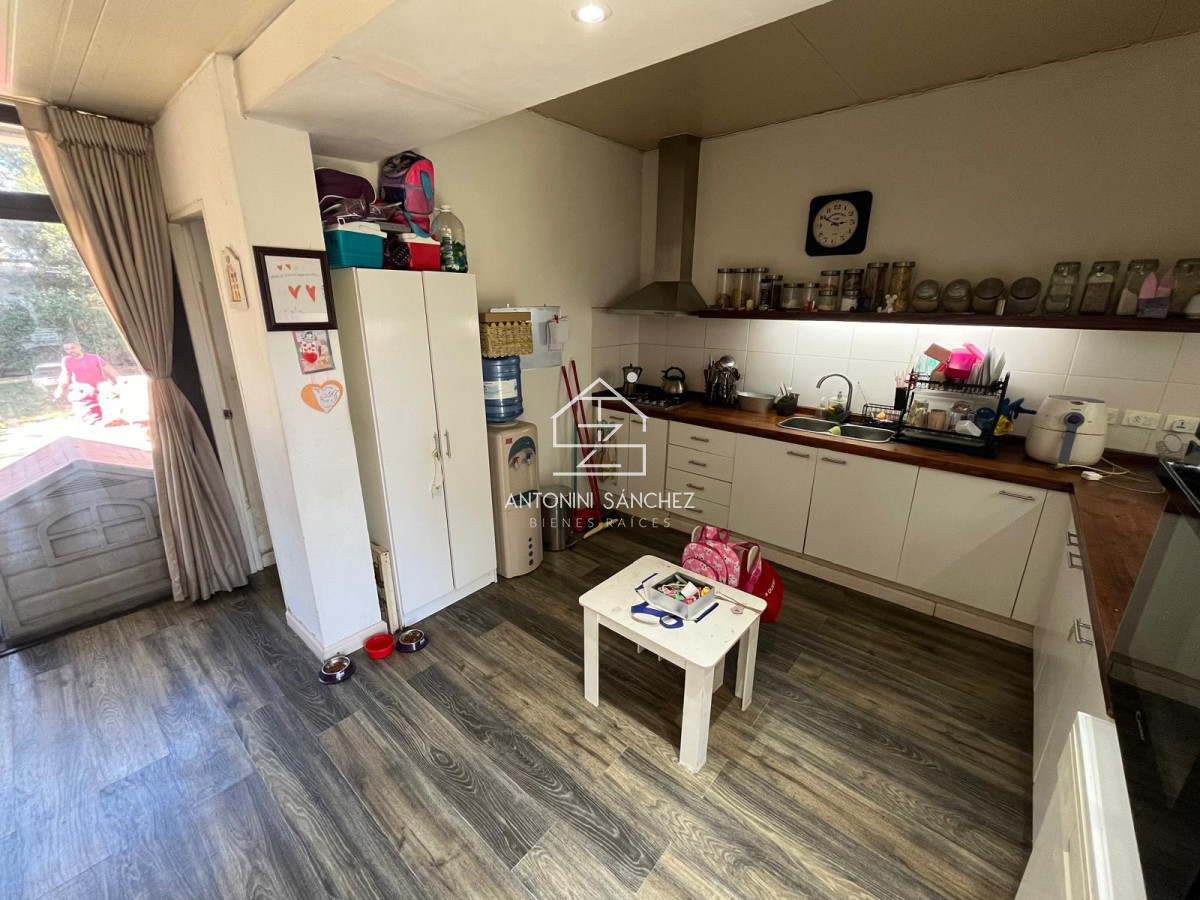 Casa ID.4265 - Vende casa muy linda en Pinares , Punta del Este 