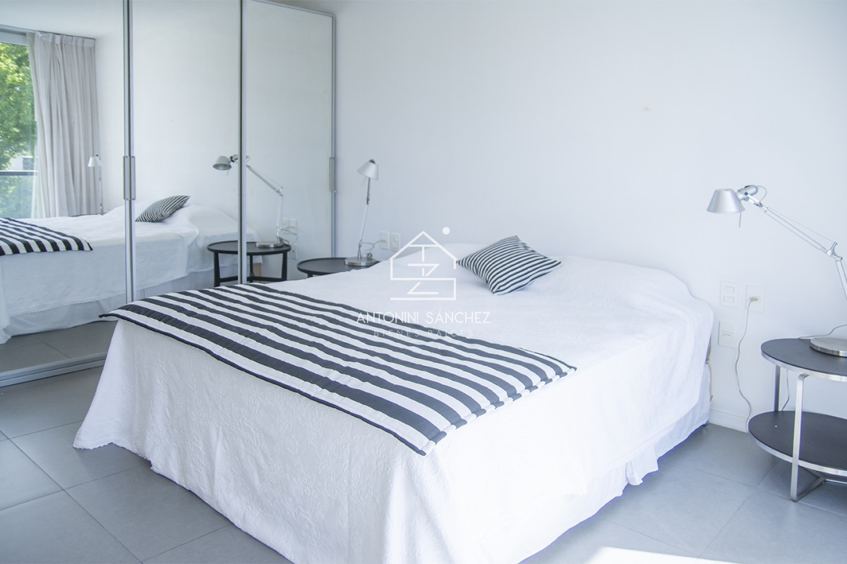 Casa ID.4841 - Casa en barrio privado Boulevard Park, Playa Mansa Punta del este 