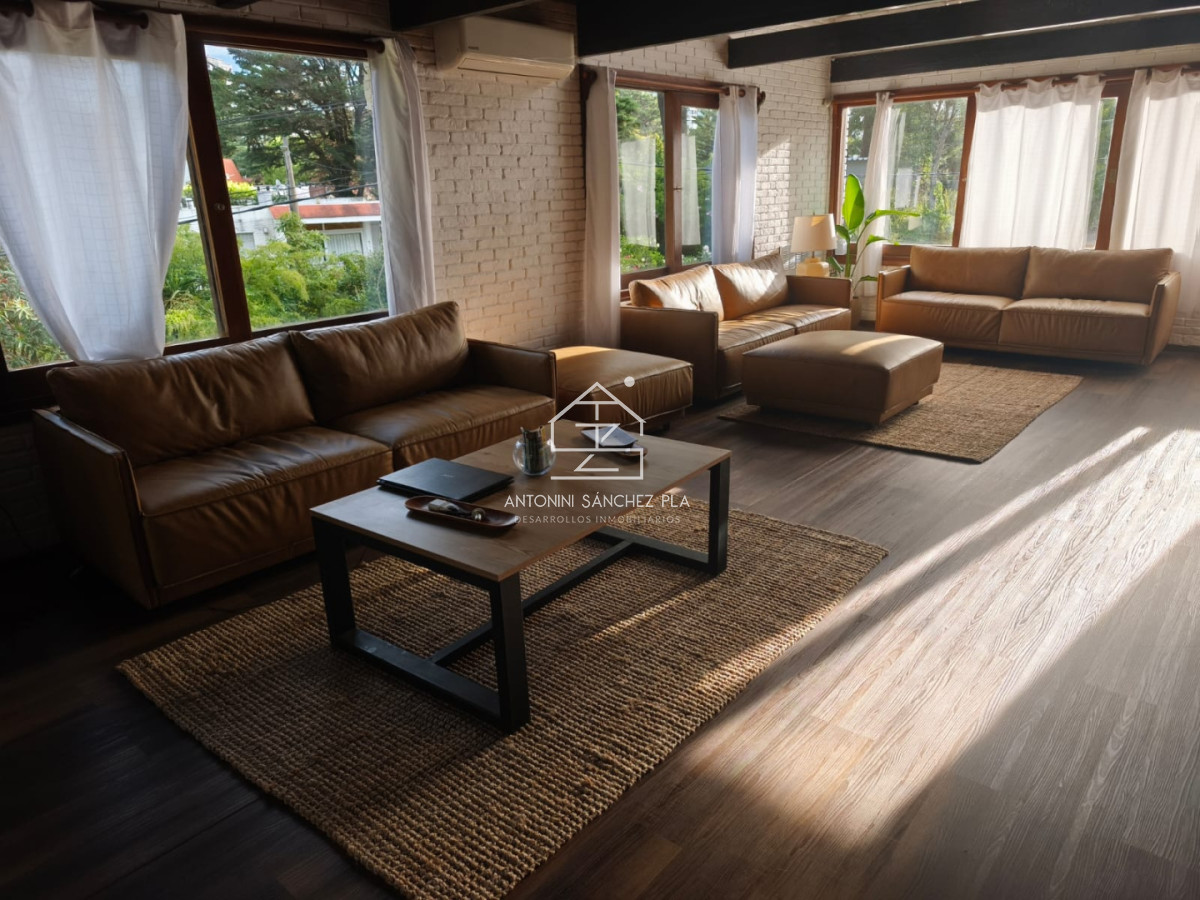 Casa ID.2974 - Casa en Venta de 5 dormitorios en San Rafael , Punta del este 