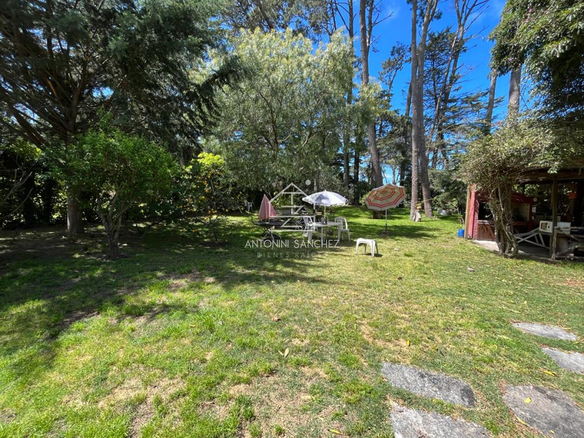 Casa ID.1798 - En venta espectacular casa en Lugano- Punta del Este de 3 dormitorios.