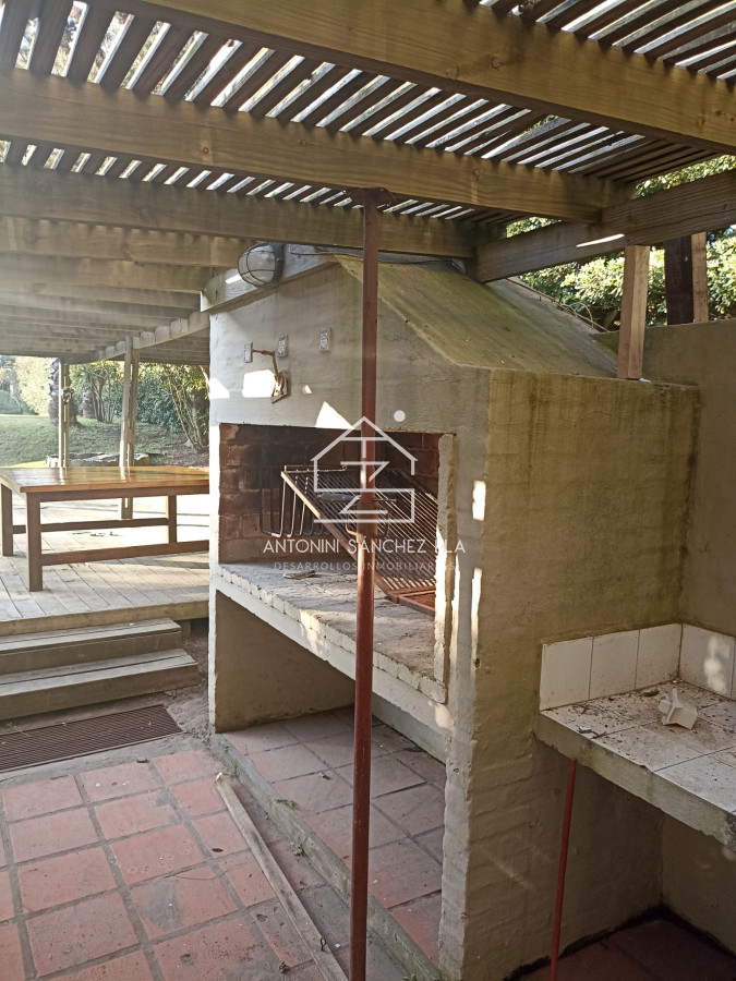 Casa ID.4710 - Oportunidad imperdible, gran casa en venta