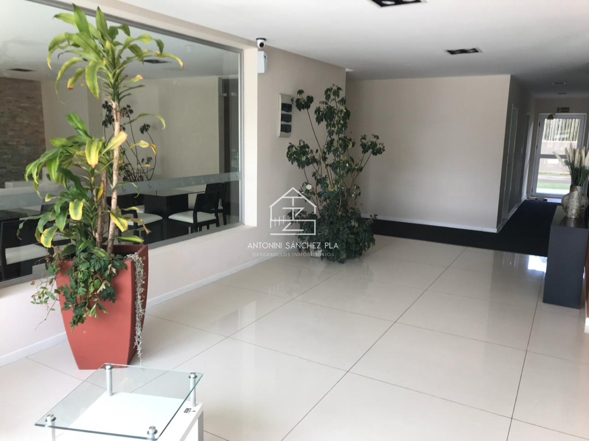 Apartamento ID.4730 - Departamento de 1 dormitorio en venta en Aidy Grill , Punta del este 
