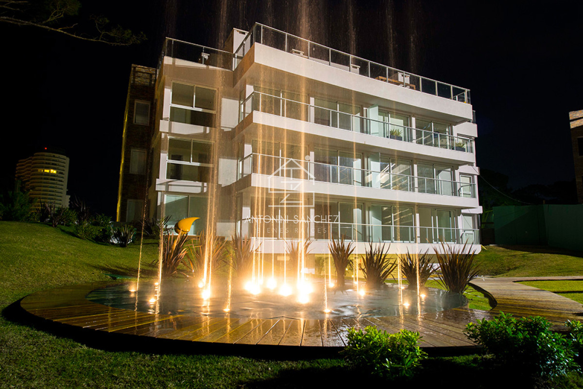 Apartamento ID.772 - Departamento de 2 dormitorios en venta en complejo nuevo con amenities. 